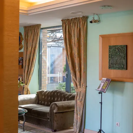 Euterpe Hotel