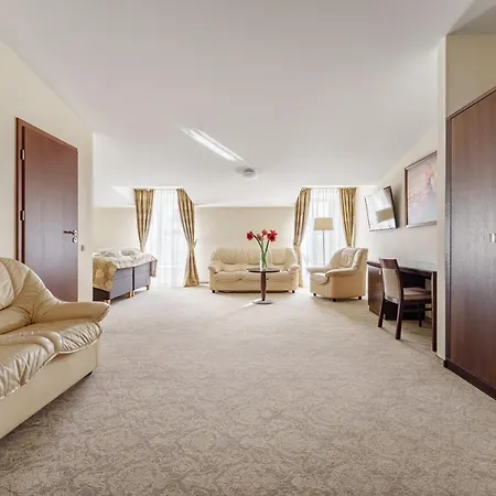 Euterpe Hotel